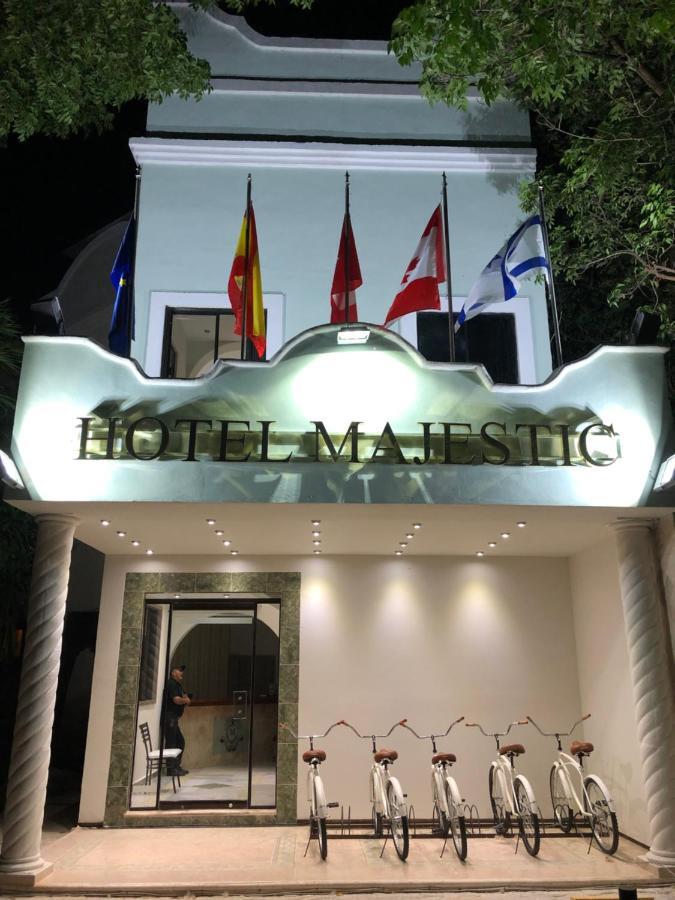 Hotel Majestic All Inclusive Playa del Carmen Exterior foto